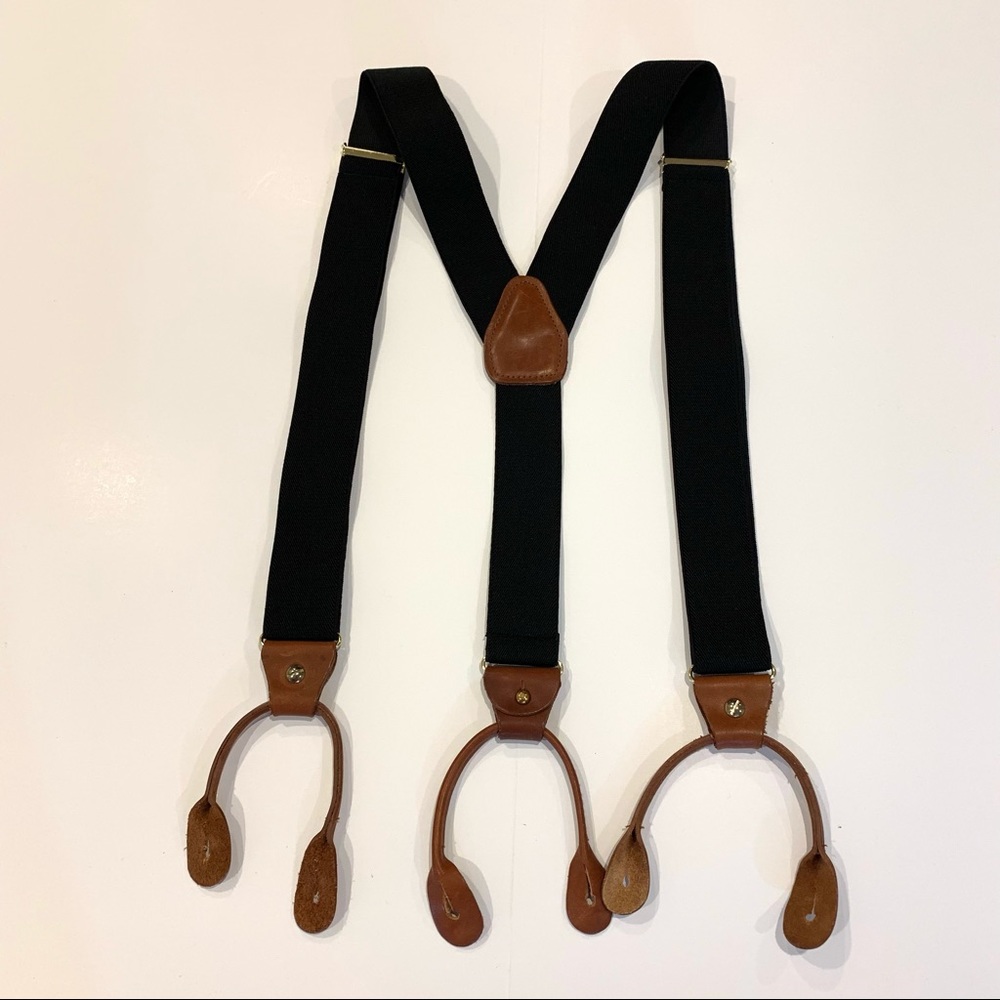 Black Suspenders‎